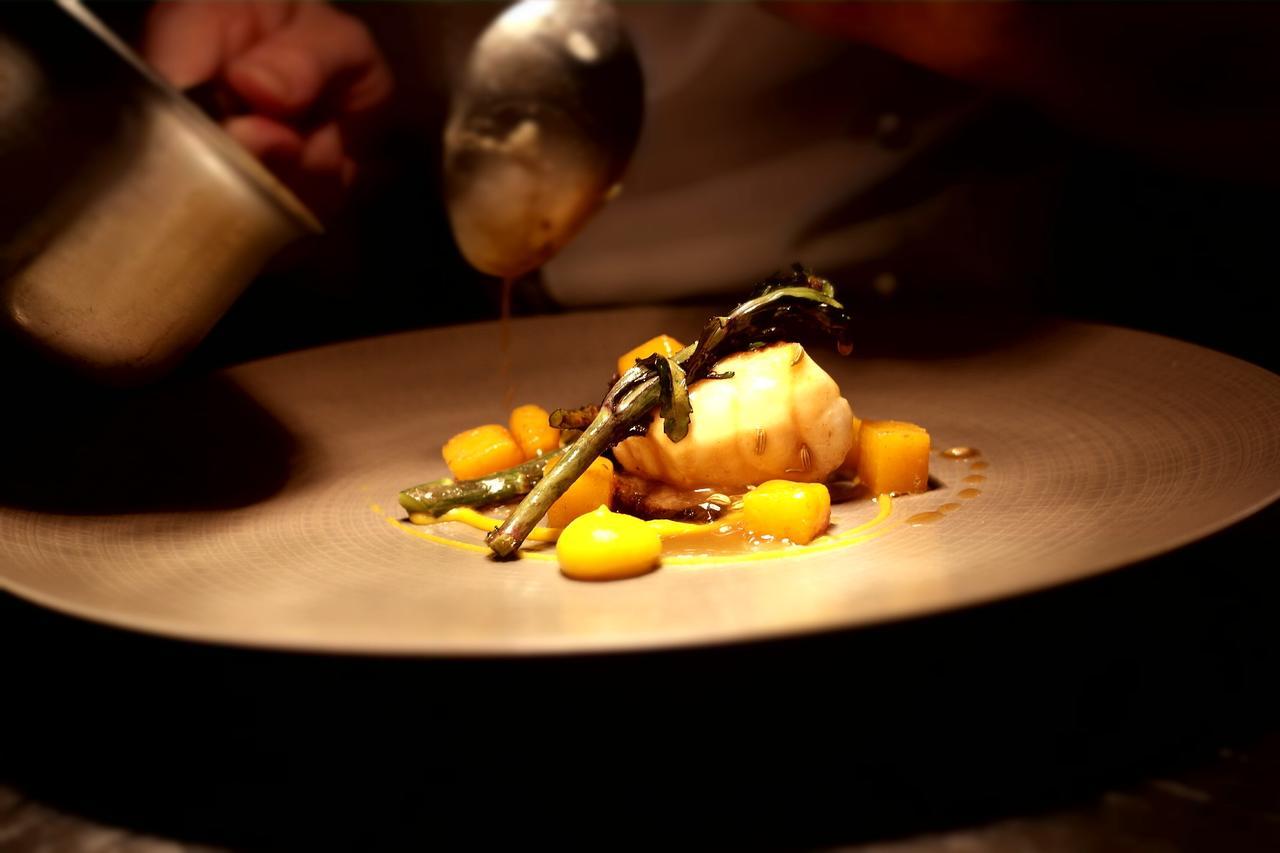 Restaurant James Sommerin Hotel Penarth Luaran gambar