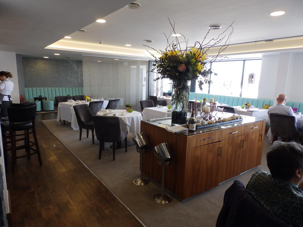 Restaurant James Sommerin Hotel Penarth Luaran gambar